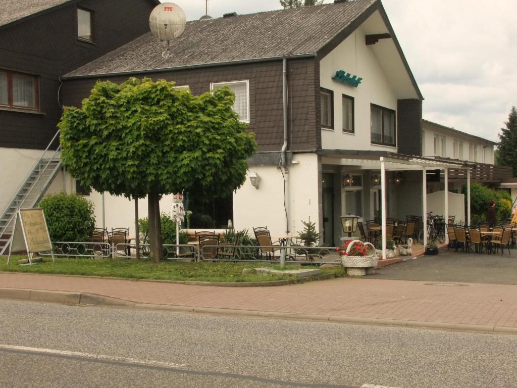 Hotel-Lindenhof Rauschenberg Exterior foto