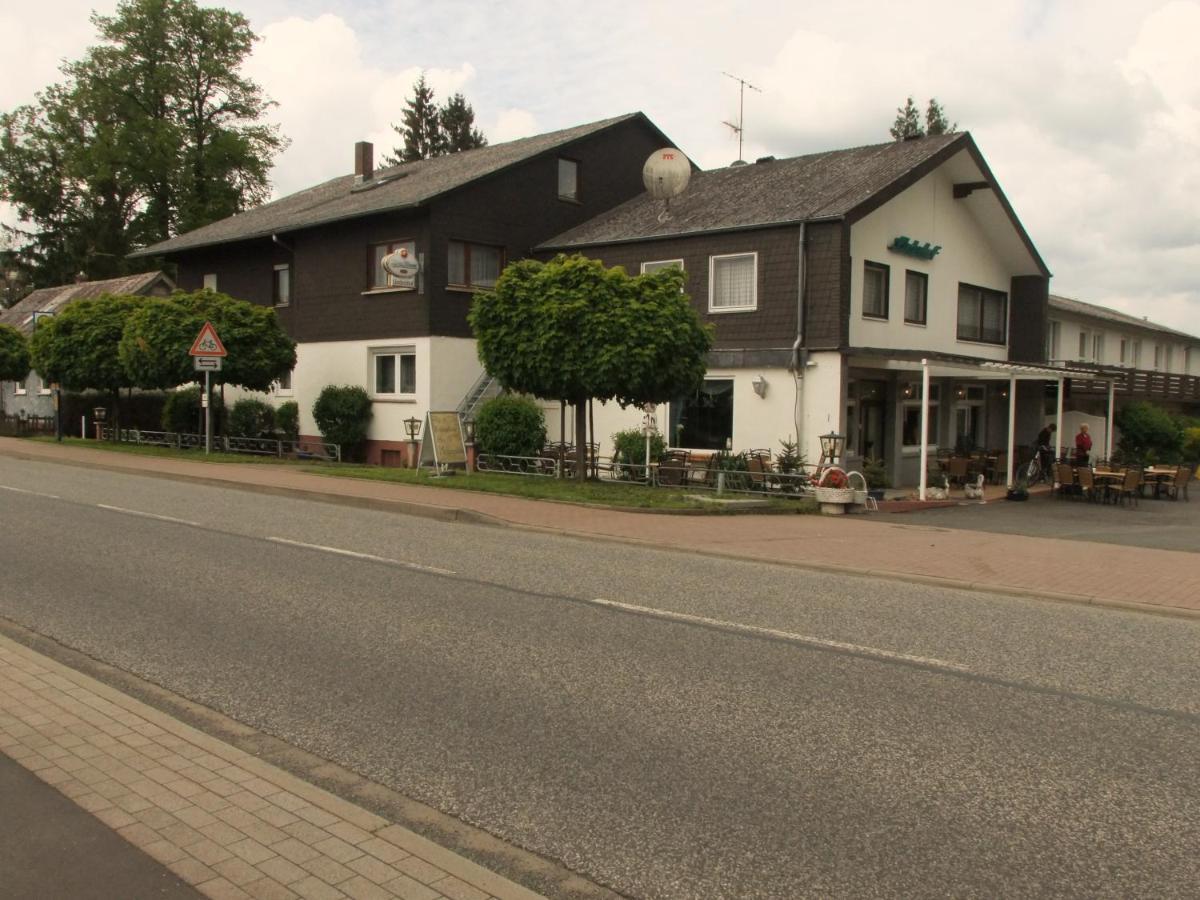 Hotel-Lindenhof Rauschenberg Exterior foto